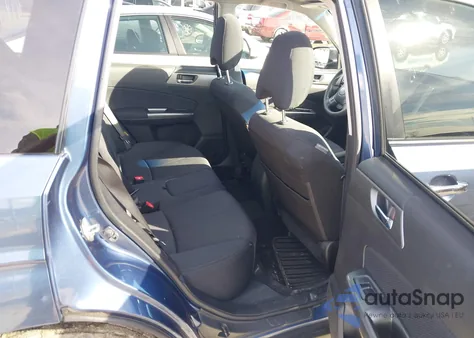 2011 Subaru Forester 2.5X Premium z USA, uszkodzony, nr VIN JF2SHADC7BH765370